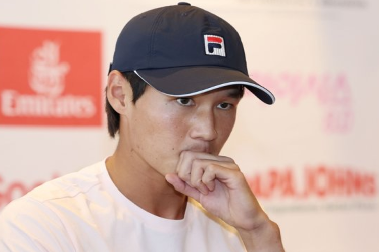 นักเทนนิสชาวเกาหลี ควอน ซุน-วู มองลึกลงไปในดินบ้านเกิด