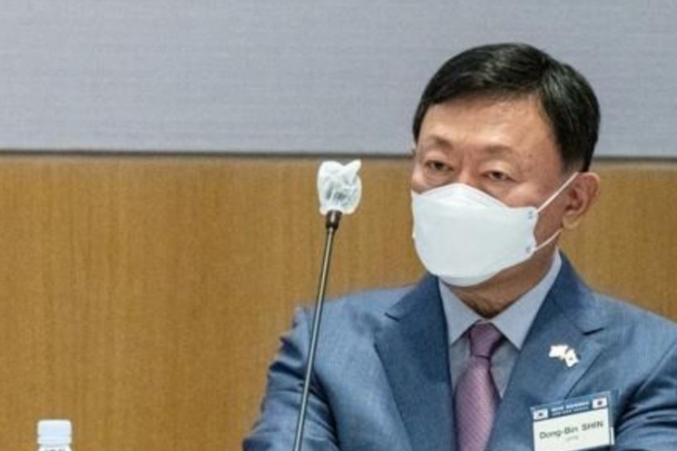 ประธาน Lotte ได้รับค่าตอบแทนสูงสุดในหมู่ผู้นำกลุ่ม Chaebol ในครึ่งปีแรก